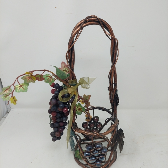 Grapes Vine Woven Metal Single Wine Bottle Holder Basket Decorative Wrought Iron - Picture 8 of 8